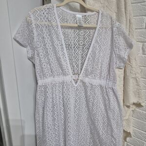 🌴Time and Tru White Lace bathing Suit Cover-Up🌴